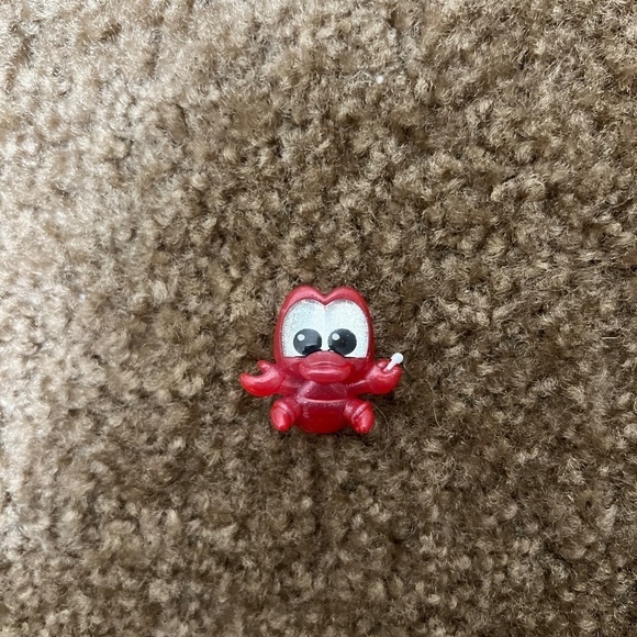 Disney Doorables Series 6 Jeweled Princess Figurine – Little Mermaid – Sebastian - Picture 4 of 5